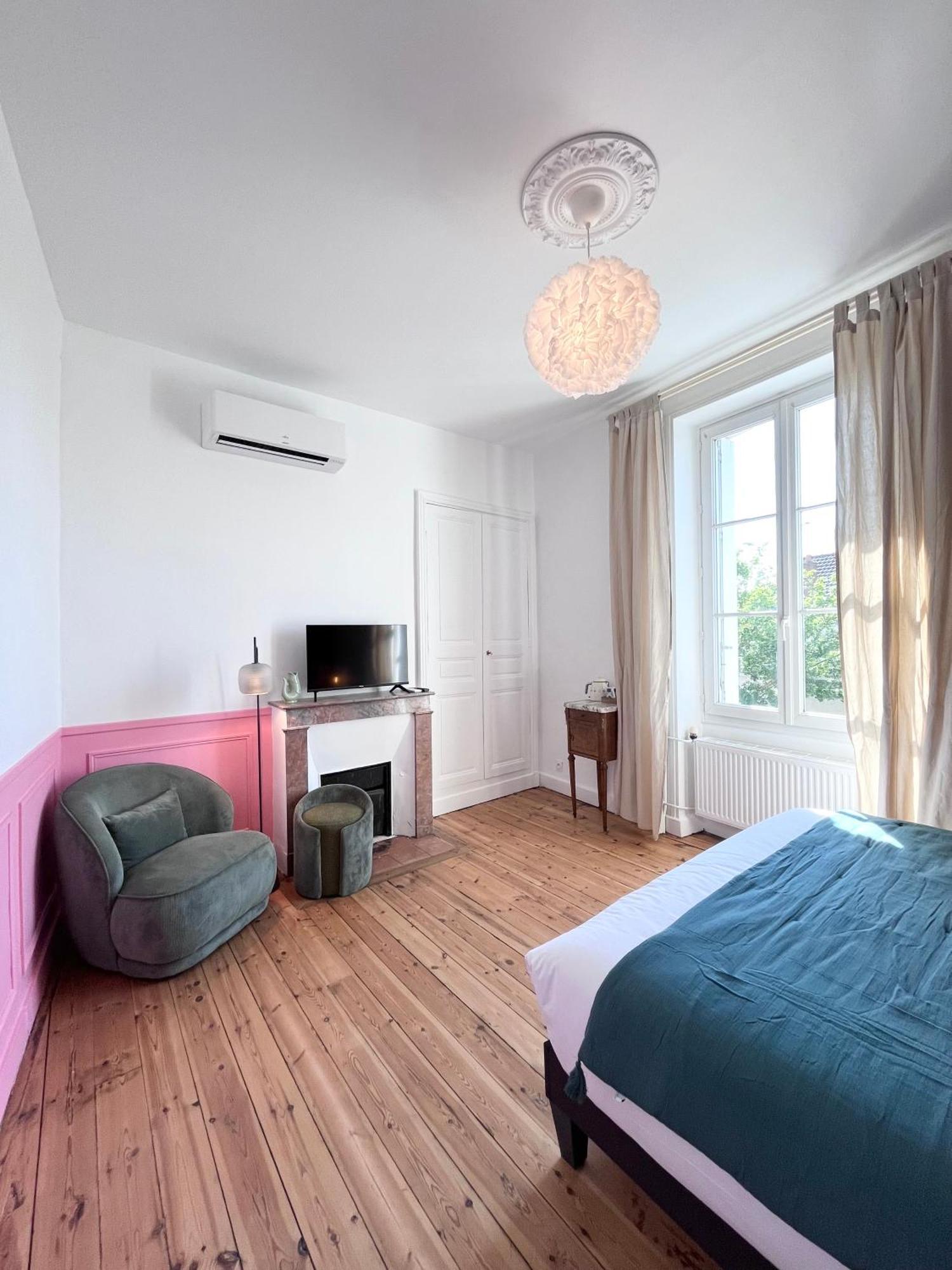 Le Clos Gabrielle Chatellerault Bagian luar foto