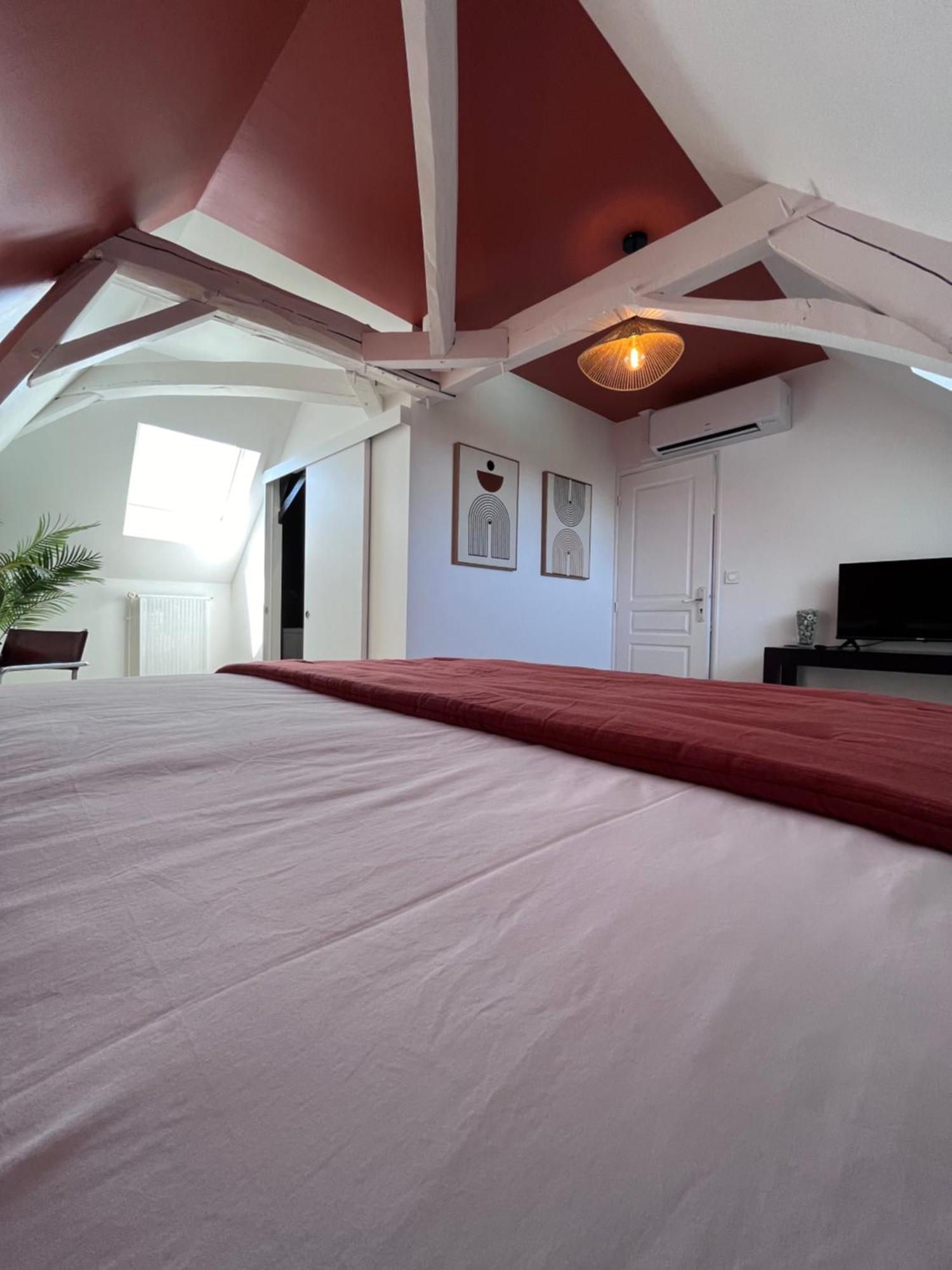 Le Clos Gabrielle Chatellerault Bagian luar foto