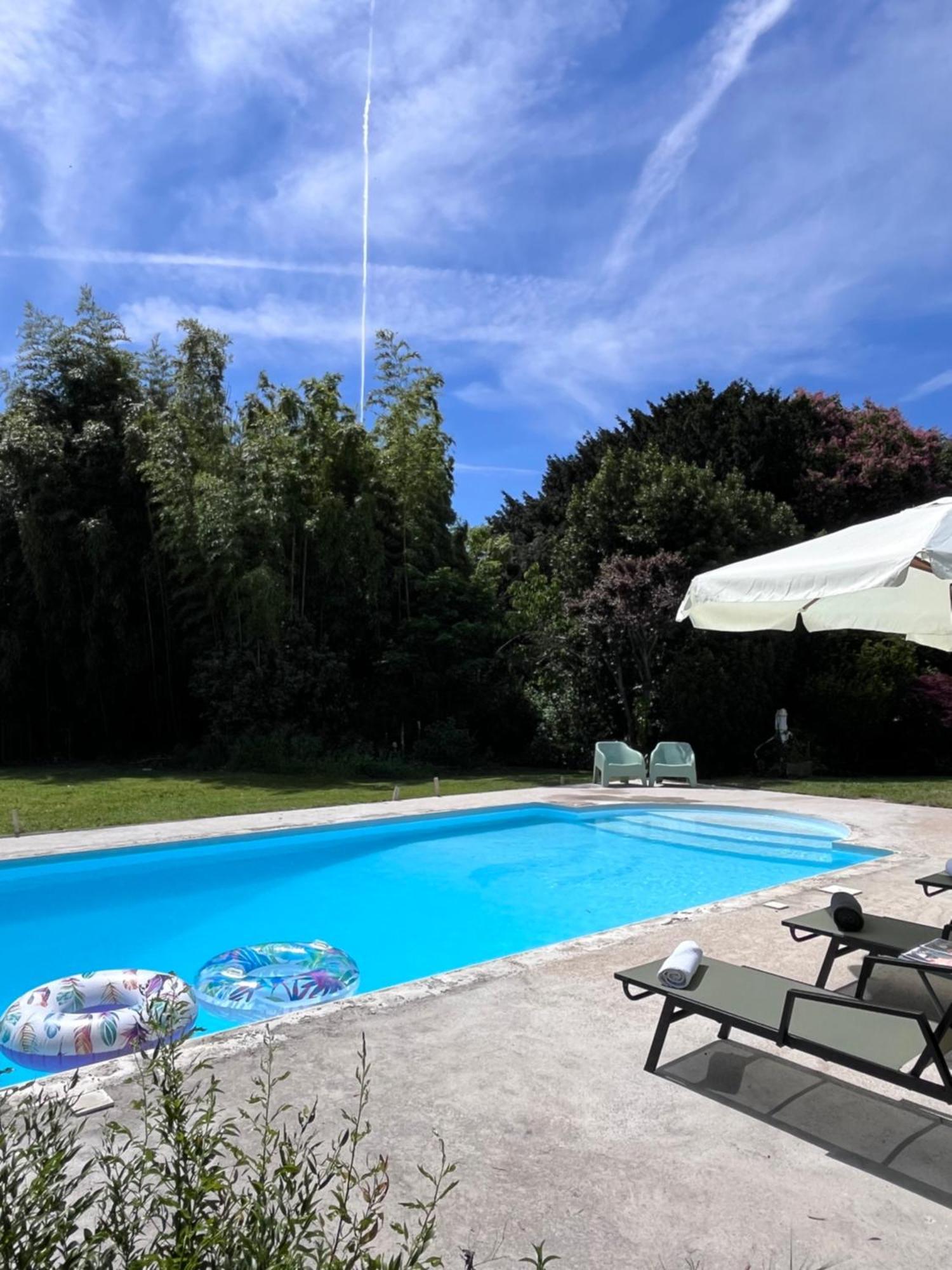 Le Clos Gabrielle Chatellerault Bagian luar foto